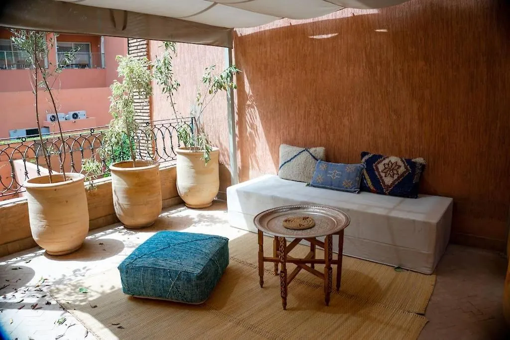 Апартаменты Bel Appart Hivernage Avec Belle Terrasse Марракеш